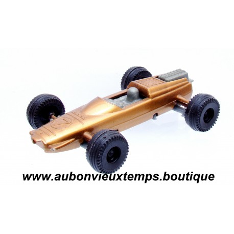 ECURIE ROUSTANG FORMULE 1 N° 7 EN KIT PLASTIQUE BONUX 1/55 DOREE