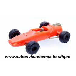 ECURIE ROUSTANG FORMULE 1 N° 10 EN KIT PLASTIQUE BONUX 1/55 ORANGE