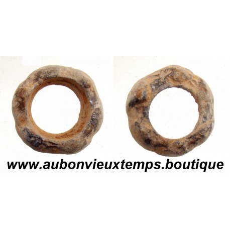 ROUELLES GAULOISES en PLOMB avec CABOCHONS