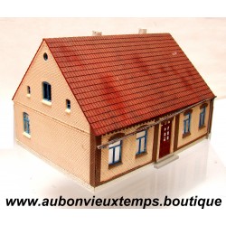 MAQUETTE AUHAGEN 1/87 HO MAISON R+1 Montée 