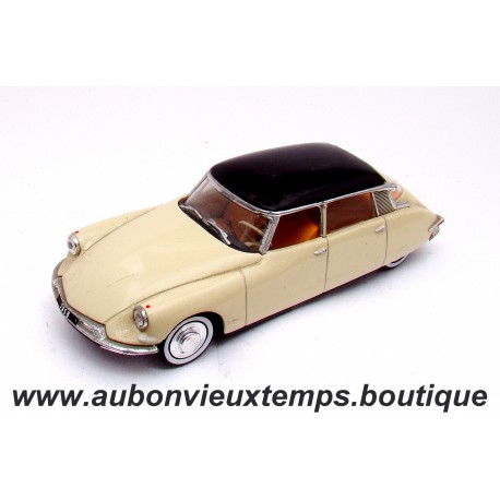 UNIVERSAL HOBBIES 1/43 CITROEN DS 19 1956