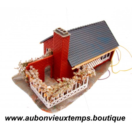 MAQUETTE FALLER 1/87 HO REF : 264 FERIENHAUS 