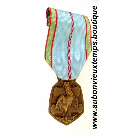 MEDAILLE Bronze LIBERATION de la FRANCE - GUERRE 1939 - 1945 