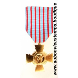 MÉDAILLE CROIX du COMBATTANT de 1939 - 1945 