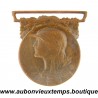 MEDAILLE Bronze COMMEMORATIVE de la RÉPUBLIQUE FRANÇAISE - TROISIÈME RÉPUBLIQUE - GRANDE GUERRE 1914 - 1918 