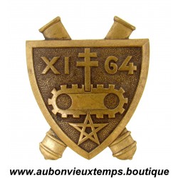 INSIGNE XIème GROUPE du 64ème REGIMENT d’ARTILLERIE de DIVISION BLINDEE d’AFRIQUE – RADB - COURTOIS