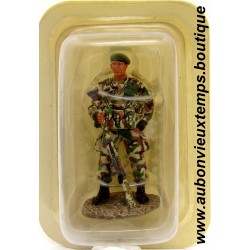 HACHETTE 1/32 FIGURINE PLOMB - TIREUR d'ELITE FR12.7 2ème REP 2002