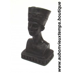 BUSTE DEESSE EGYPTIENNE NEFERTITI en ROCHE BASALTIQUE 