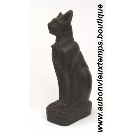 STATUETTE DEESSE EGYPTIENNE BASTET en ROCHE BASALTIQUE
