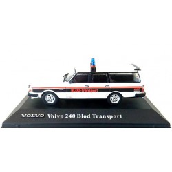 UNIVERSAL HOBBIES 1/43 VOLVO COLLECTION 240 BLOD TRANSPORT 1988 Réf : 506088 