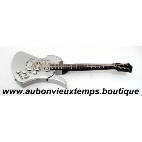 BRIQUET GUITARE JOHNNY HALLYDAY - UNIVERSAL MUSIC 2003 - CHAMP