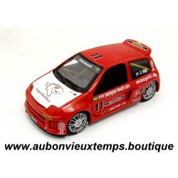UNIVERSAL HOBBIES 1/43 RENAULT CLIO V6 TROPHY 2000