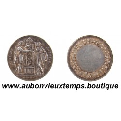 MEDAILLE Argent 950‰ ( Abeille ) ND MARIAGE CHRETIEN