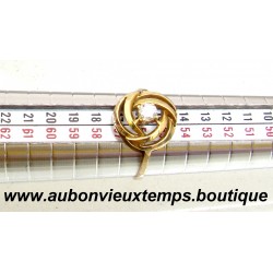 BAGUE OR 333 ‰ ( 9 Carats ) avec ZIRCONIUM