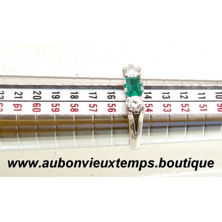 BAGUE OR Blanc 585 ‰ ( 14 Carats ) avec EMERAUDE et ZIRCONIUM