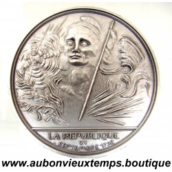 MEDAILLE Bronze plaquée Argent 1989 La REPUBLIQUE 21 SEPTEMBRE 1792 - BICENTENAIRE de la REVOLUTION FRANCAISE