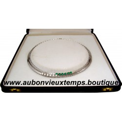 COLLIER OR Blanc 750 ‰ ( 18 Carats ) avec EMERAUDES et