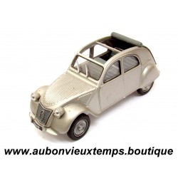 UNIVERSAL HOBBIES 1/43 CITROEN 2 CV DECOUVRABLE 1949