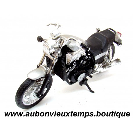 MAISTO 1/18 YAMAHA 1200 VMAX 1995