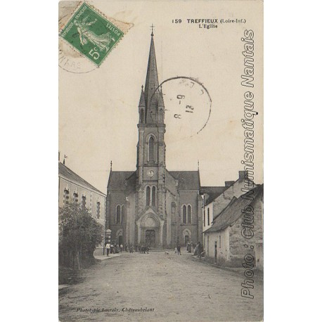 EGLISE - TREFFIEUX 44