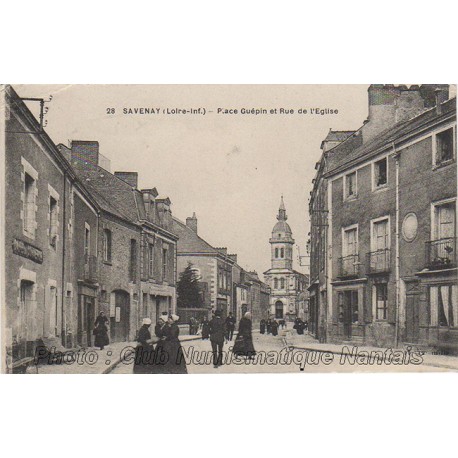 PLACE GUEPIN ET RUE DE L'EGLISE - SAVENAY 44